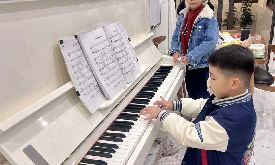 &Acirc;m nhạc&nbsp;-&nbsp;mạch ngầm nu&ocirc;i dưỡng t&acirc;m hồn&nbsp;người&nbsp;trẻ