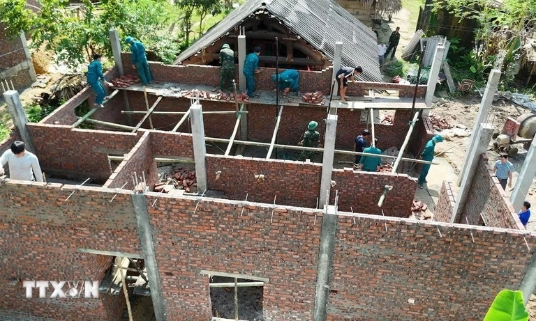 Ph&aacute;t huy quyền l&agrave;m chủ của nh&acirc;n d&acirc;n trước thời cơ v&agrave; th&aacute;ch thức mới