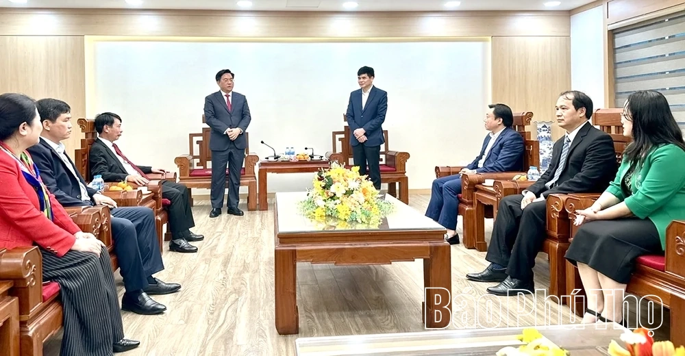 Đoàn kết, kỷ cương, kịp thời, hiệu quả, đổi mới, đột phá, xây dựng quê hương Đất Tổ phát triển toàn diện