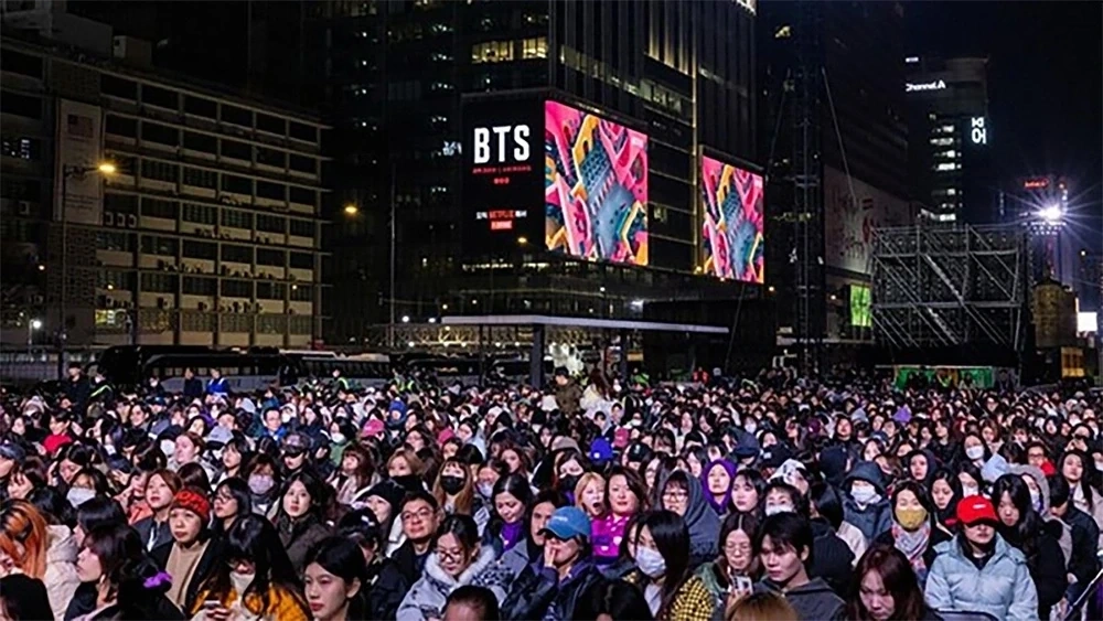 nhóm nhạc bts càn quét hạng mục chính các bảng xếp hạng trong tuần đầu trở lại hình ảnh 2 Nhóm nhạc BTS “càn quét” hạng mục chính các bảng xếp hạng trong tuần đầu trở lại
