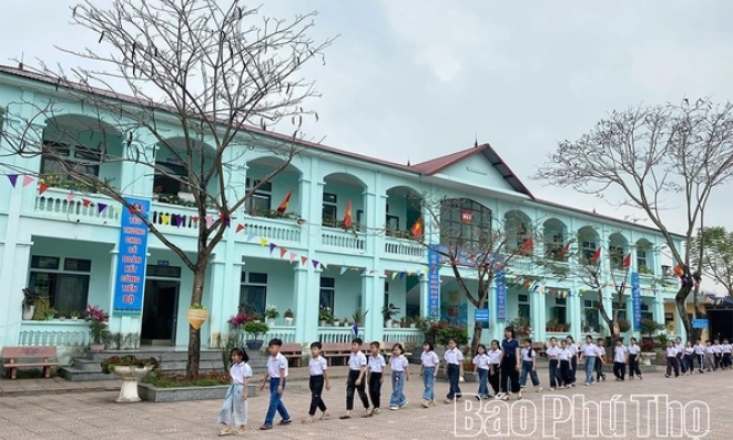 Khởi sắc Y&ecirc;n L&atilde;ng