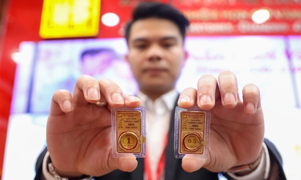 Gi&aacute; v&agrave;ng h&ocirc;m nay 3/4/2026 đảo chiều, v&agrave;ng SJC tăng 1 triệu đồng/lượng