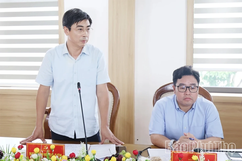 Thông qua dự thảo báo cáo kết quả giám sát đối với Ban Thường vụ Đảng ủy các phường Vân Phú, Thanh Miếu