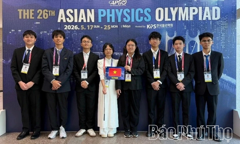 Học sinh Trường THPT chuy&ecirc;n H&ugrave;ng Vương đoạt Huy chương Bạc Olympic Vật l&iacute; ch&acirc;u &Aacute;
