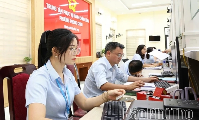 Điều động hơn 1.000 c&aacute;n bộ về cơ sở sau sắp xếp
