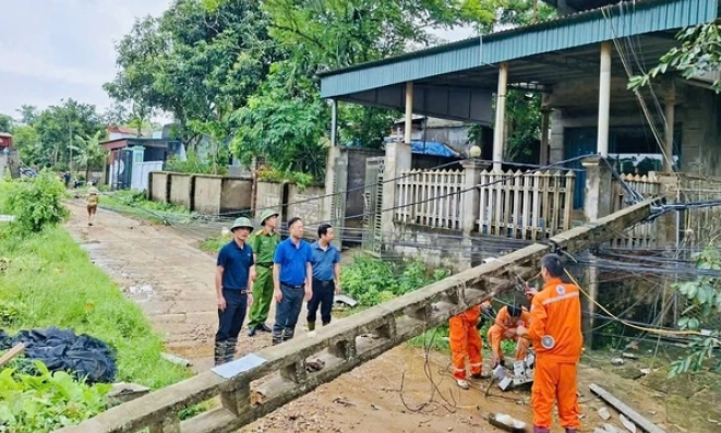 Trạm Thản khẩn trương khắc phục thiệt hại do mưa d&ocirc;ng