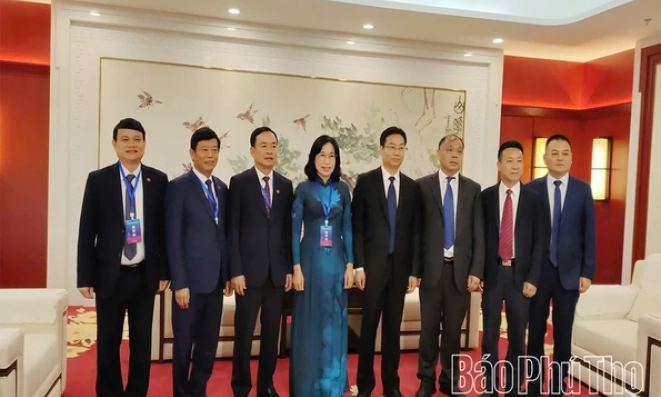 Đo&agrave;n đại biểu tỉnh Ph&uacute; Thọ thăm, l&agrave;m việc tại th&agrave;nh phố Bạc Ch&acirc;u v&agrave; Tập đo&agrave;n X&acirc;y dựng Th&aacute;i B&igrave;nh Dương tại th&agrave;nh phố Thượng Hải (Trung Quốc)