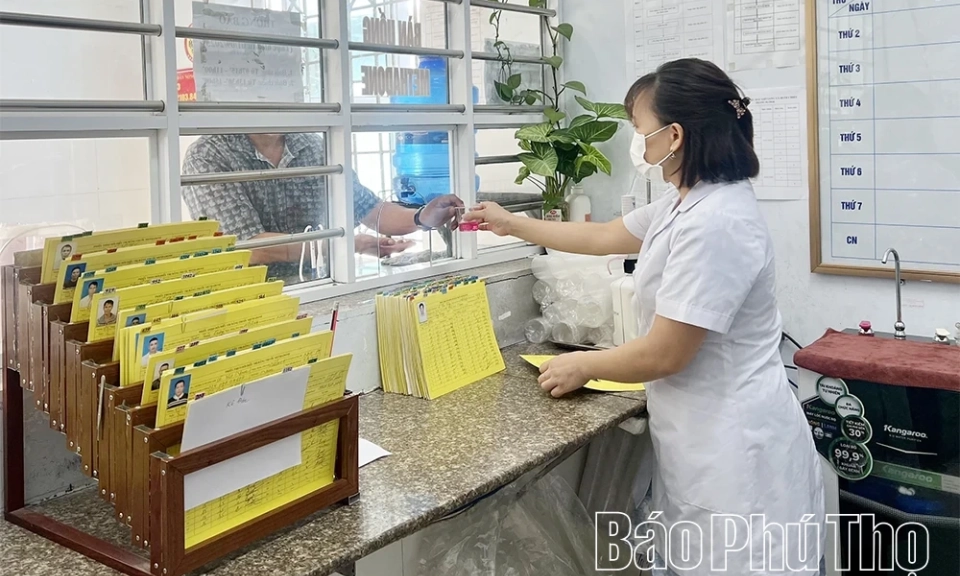 Chung tay h&agrave;nh động v&igrave; mục ti&ecirc;u chấm dứt dịch AIDS