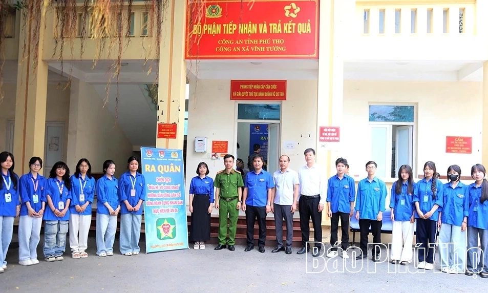 Ra qu&acirc;n Chiến dịch &ldquo;M&ugrave;a h&egrave; số c&ugrave;ng VNeID&rdquo;