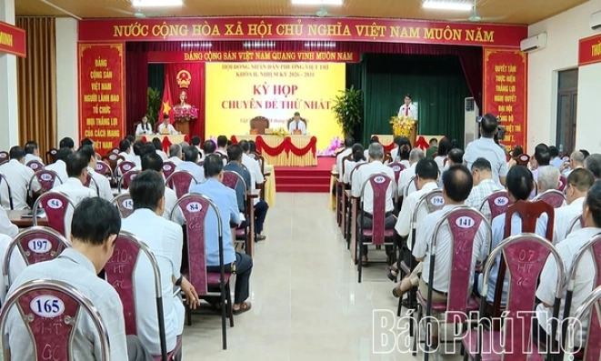Kỳ họp chuy&ecirc;n đề thứ Nhất HĐND phường Việt Tr&igrave;